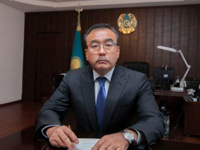 Қызметкері парамен ұсталған әкім отставкаға кетуге арыз жазды