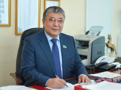 Дәстүрлі білім беруді жалғастыру мәселесін қарауымыз керек – Мұрат Бақтиярұлы