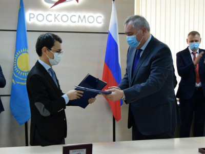 Бағдат Мусин «Роскосмос» ғарыш қызметінің басшысымен кездесті