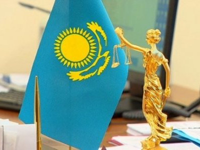 Мұғалімдерден пара алған мектеп директоры тергелуде