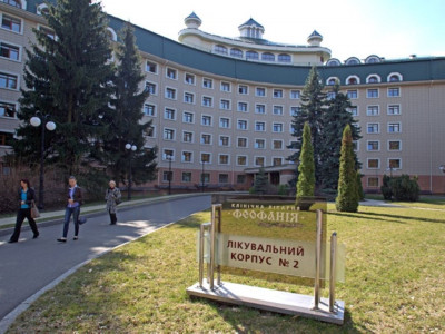 Коронавирус жұқтырған Зеленский қайда емделіп жатқаны белгілі болды