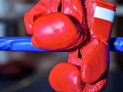 Қазақ боксшылары WBO және WBC титулдарына қол жеткізді