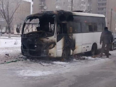 Петропавл көшесінде автобус өртенді