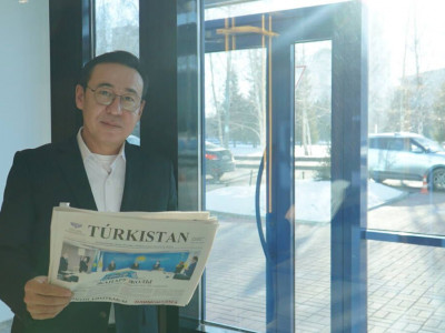 Túrkistan газетінің №47 санына Жасұлан Айсағали шолу жасады