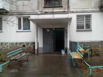 Павлодарда пәтерден үш бала мен анасының денесі табылды