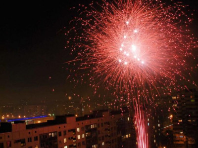 Сүйіктісіне сөз салу үшін саябақта отшашу ұйымдастырған атыраулық жігіт жазаланды