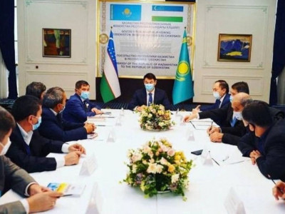 Ташкентте БАҚ өкілдері «Абай» медалімен марапатталды