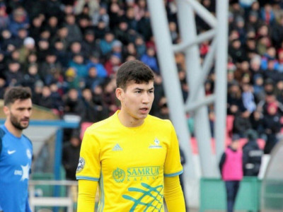 «Менің Отаным – Қазақстан». Бақтияр Зайнутдинов өзін өзбек деп атаған командаласына жауап берді (видео)