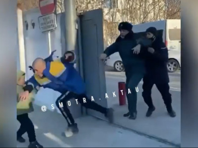 Ақтауда әскерге шақырылған жігіт қашпақ болды (видео)