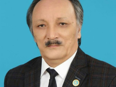 "Итаяғың болар еді алтыннан, иттің тісі батпағанда желкеңнен" Сабыр Адай Жаңаөзенді жырлады