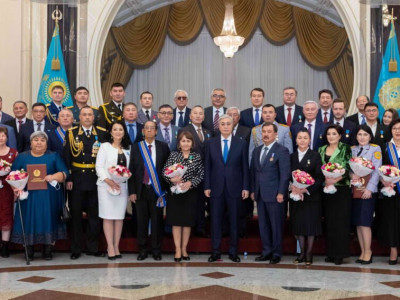 Тәуелсіздік күні қарсаңында бірқатар азамат мемлекеттік наградалармен марапатталды