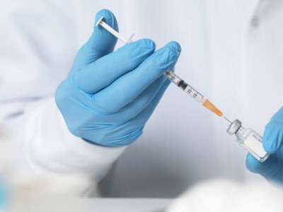 Biotech/Pfizer вакцинасына күшті аллергиялық реакция тіркелді