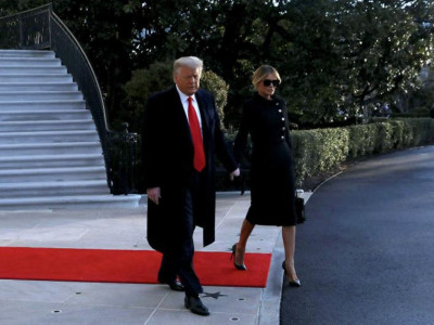 Трамп Ақ үйден кетті