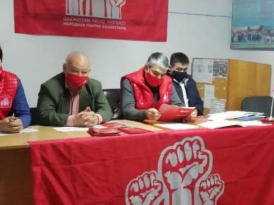 ҚХП өкілдері шымкенттік теміржолшылармен кездесті