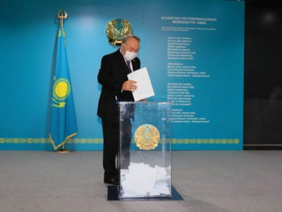 Сайлау: Елбасы ҚХА Кеңесі ұсынған кандидаттарға дауыс берді