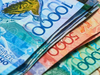 Елімізде тағы бірқатар сала қызметкерлерінің жалақысы артпақ