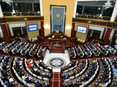 Қазақстан – Парламентіне 25 жыл