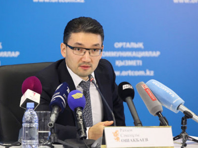 Рахым ОШАҚБАЕВ: Саясиландырудың жаңа кезеңі басталмақ