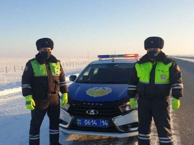 Қырғызстанның экономика министрі қазақстандық полицейлерге алғыс айтты