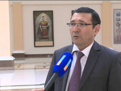 Серік Нұрмұратов: "100 жаңа оқулық" жобасы ғылыми ортаға үлкен жаңалық әкелді
