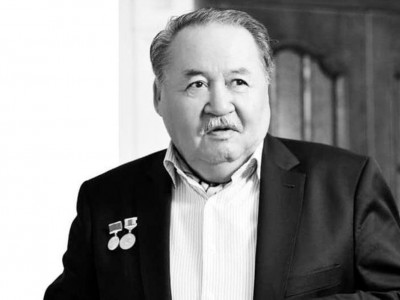Қасым-Жомарт Тоқаев Әнес Сарайдың отбасына көңіл айтты