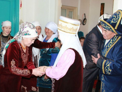 Амалда амандасып, көріскенде кешірімді бол!