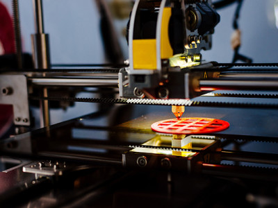 3D принтер 19 минут ішінде адамның қолын жасап шығарды
