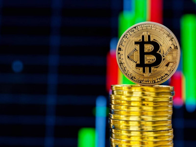 Тарихта алғаш рет биткоинның құны 59 мың долларға дейін көтерілді