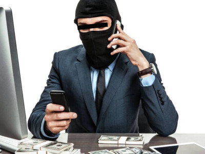 Банк қызметкері жұмыс орнынан 29 миллион теңгені ұрлаған