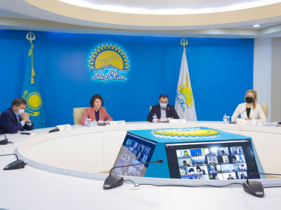 Білім мен ғылымды дамытудың Республикалық Қоғамдық кеңесінің алғашқы отырысы өтті