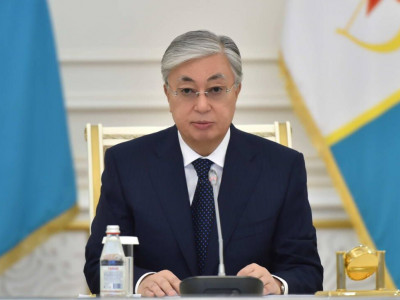 Тоқаев Еуразиялық экономикалық одаққа қатысты заңға қол қойды