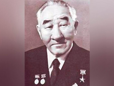 Бүгін – ұлттық театрдың негізін қалаушы Серке Қожамқұловтың туған күні