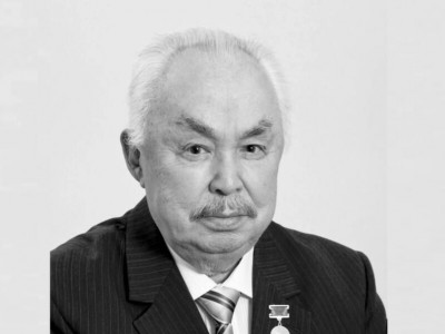 Елбасы Аманжол Қошановтың отбасына көңіл айтты