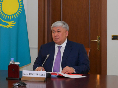 Қырымбек Көшербаев Азаматтық мәселелер жөніндегі комиссияның кезекті отырысын өткізді