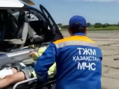 Дәрігерлер Шарын шатқалындағы селден аман қалған қыздың жағдайы туралы айтты