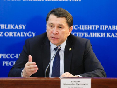 Жандарбек Бекшин жаңа қаулы күшіне енетінін мәлімдеді