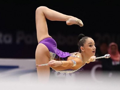 Көркем гимнастика: Алина Әділханова Азия чемпионы болды