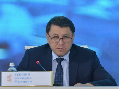 Жандарбек Бекшин: Алматыда жағдай өте күрделі