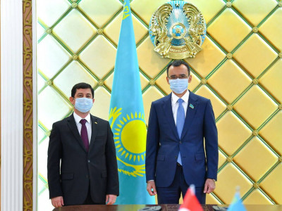 Мәулен Әшімбаев Түркия елшісін қабылдады