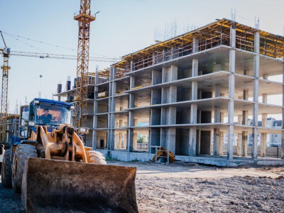 Жұмысшылары вакцина ектірмесе, құрылыс жұмыстары тоқтатылады