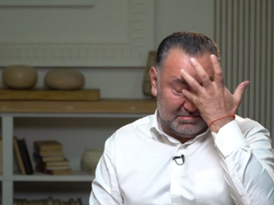 "Әйелім жеті жылдан бері қоларбаға таңылып отыр": Әнші Нұрлан Абдуллин ешқашан айтпаған сырын бөлісті