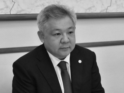 Дипломат Асхат Нұсқабай дүниеден өтті
