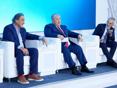 Қырымбек Көшербаев: Елбасының еңбегін бағалап фильм түсірген Оливер Стоун мырзаға ризашылық білдіреміз