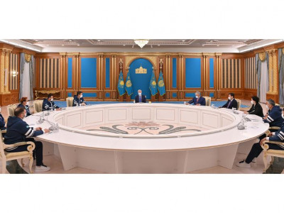 Мемлекет басшысы Ұлттық паралимпиада құрама командасының мүшелерімен кездесті