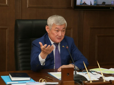 "Әлеуметтік желіде тек қазақ пен қазақ айтысады": Бердібек Сапарбаев әлеуметік желідегі ұнамсыз қылықтар туралы айтты