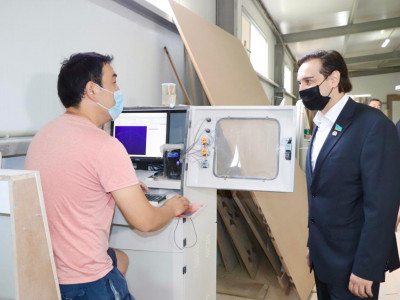 «Nur Otan» партиясы фракциясының мүшелері кіші өнеркәсіп жобаларының іске асырылуымен танысты