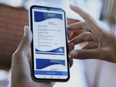 15 мың теңгеге вакцина паспортын сатқан медицина мамандары ұсталды