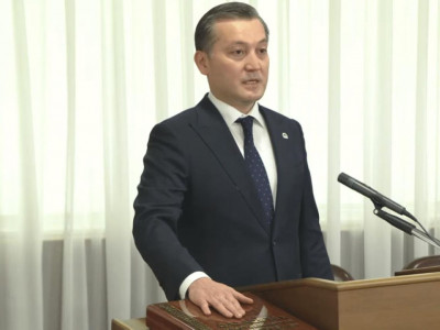 Жаңа министр халыққа қызмет етуге ант берді