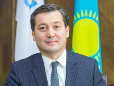 Жаңадан тағайындалған Экология министрі қазақша сөйлеуге қиналғаны үшін ескерту алды