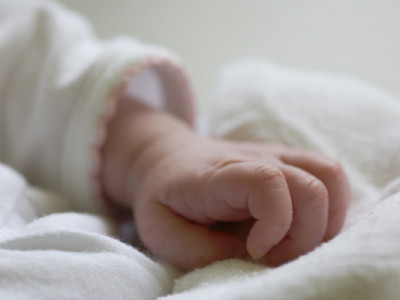 Оралда 1 айлық баласын сатып жіберген әйел ұсталды